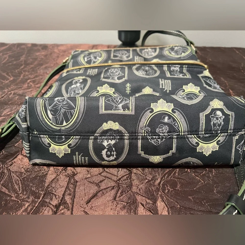 Disney Dooney & Bourke Haunted Mansion Nylon Portraits Crossbody Handbag - Picture 6 of 7